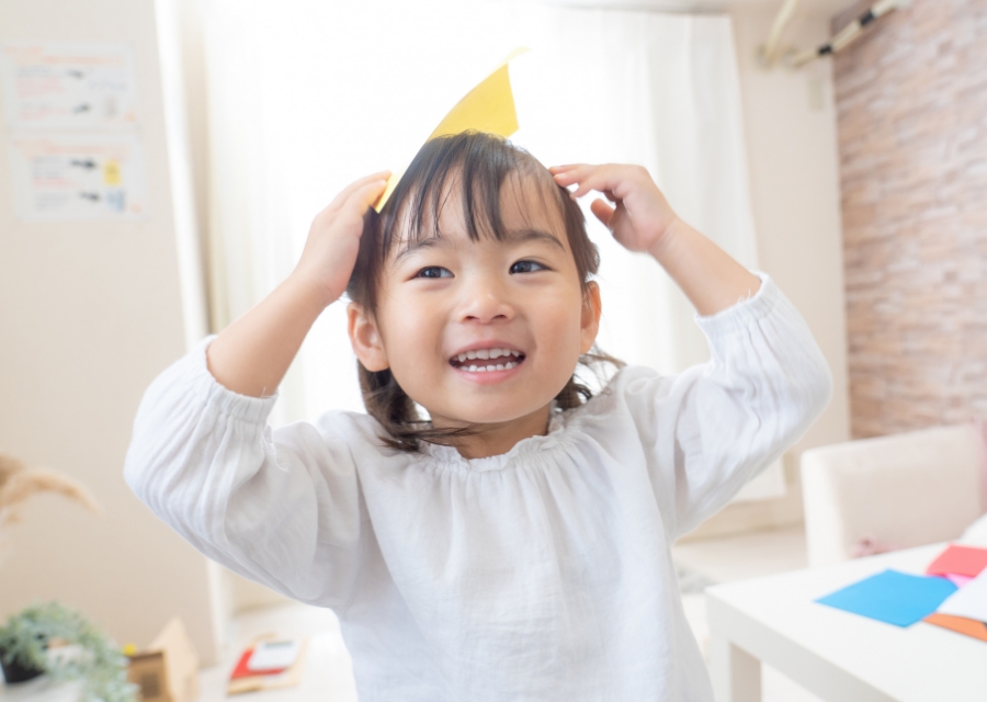 笑顔の子供の写真